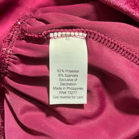 NEW LAUREN CONRAD VELVET SMOCKED DRESS PINK MEDIUM LONG SLEEVE MINI FUCHSIA NWT - Picture 6 of 7